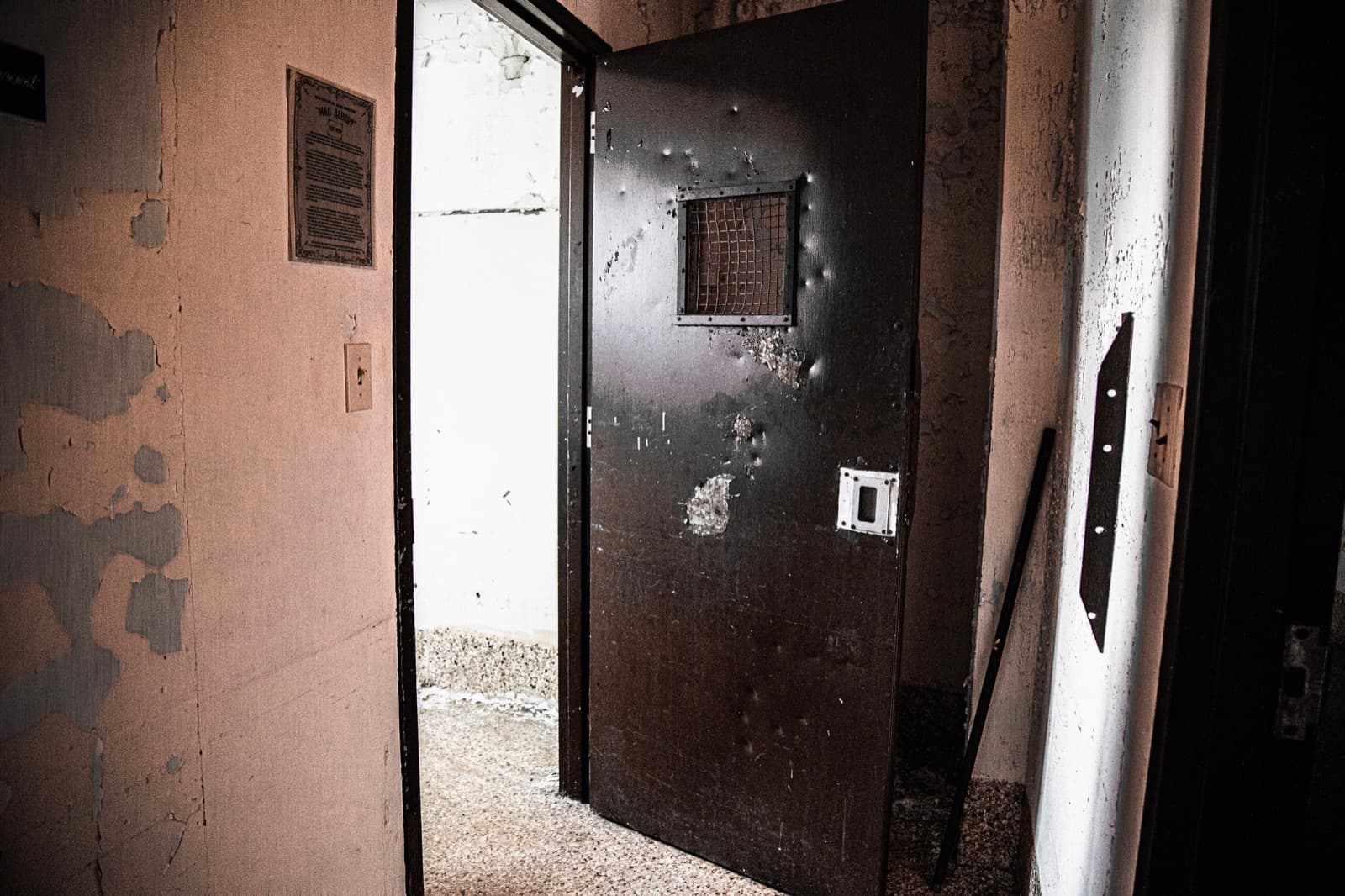 Emmaus Asylum — photograph 7