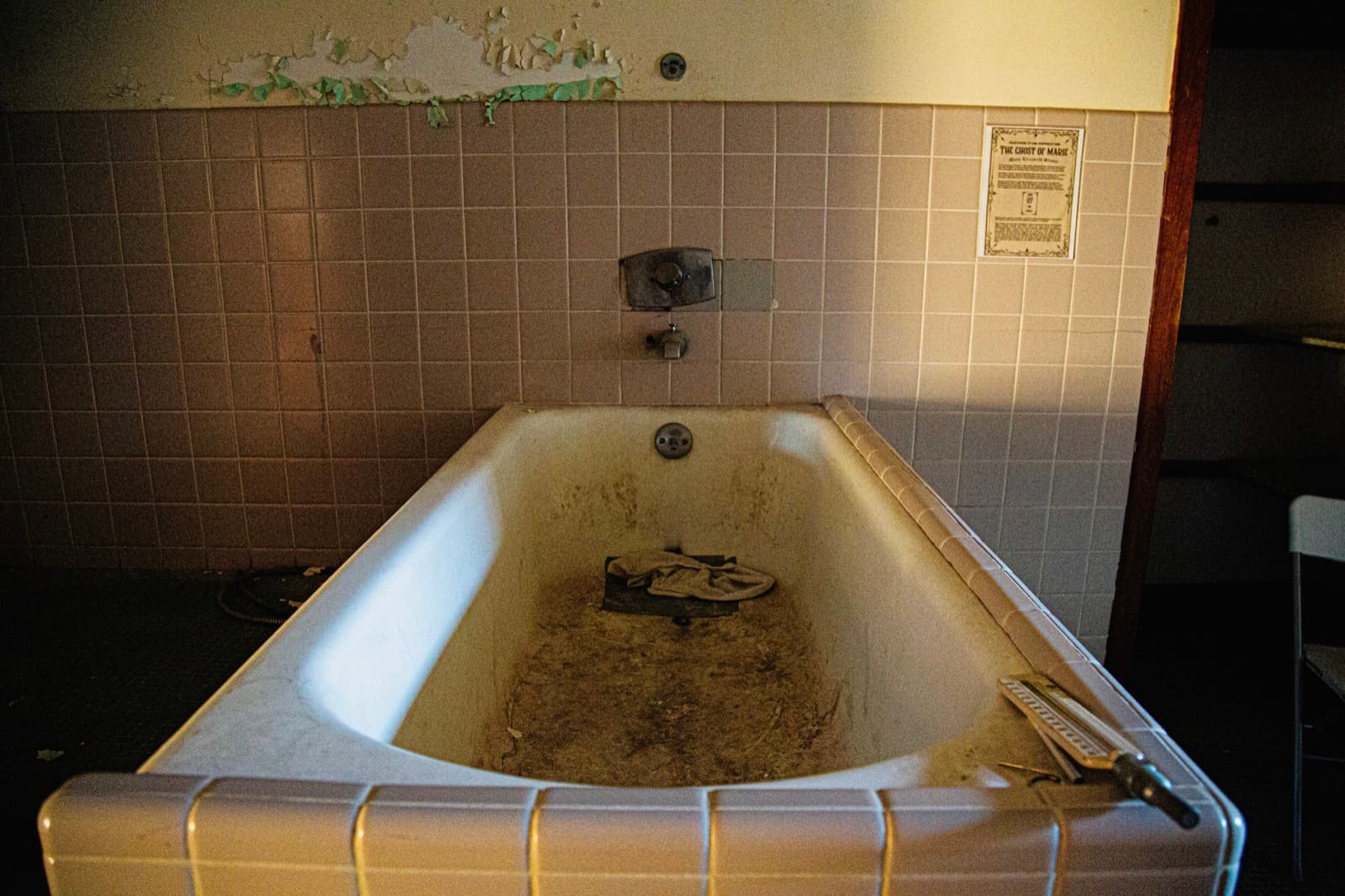 Emmaus Asylum — photograph 9