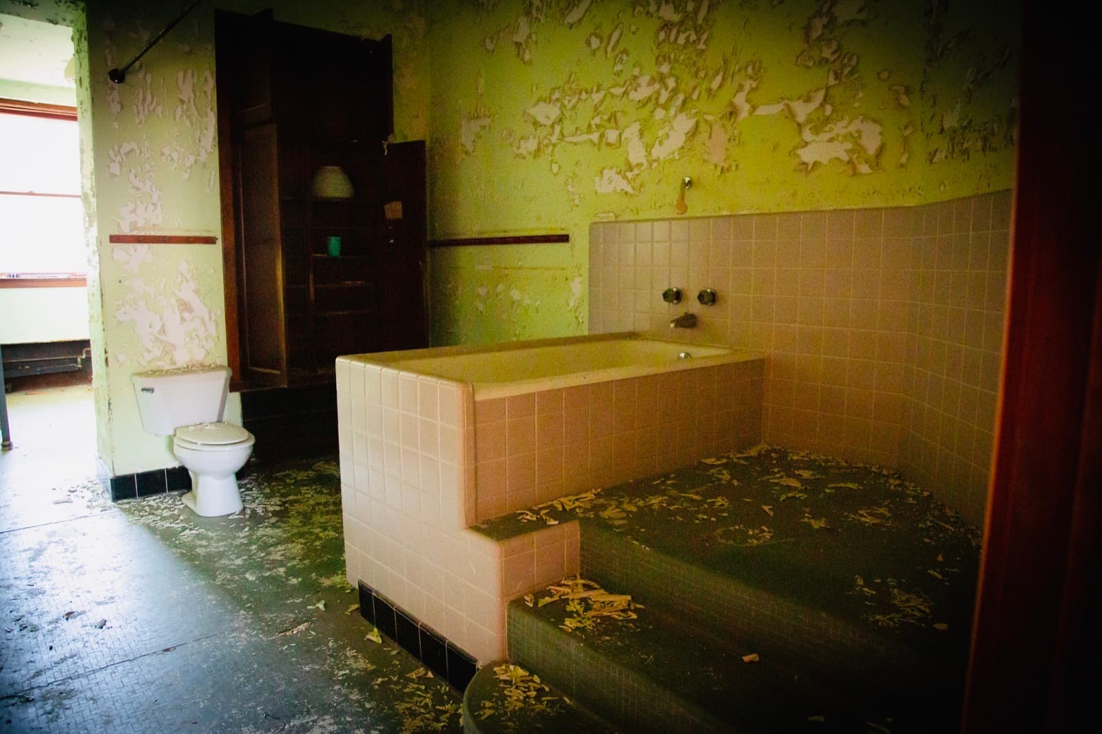Emmaus Asylum — photograph 10