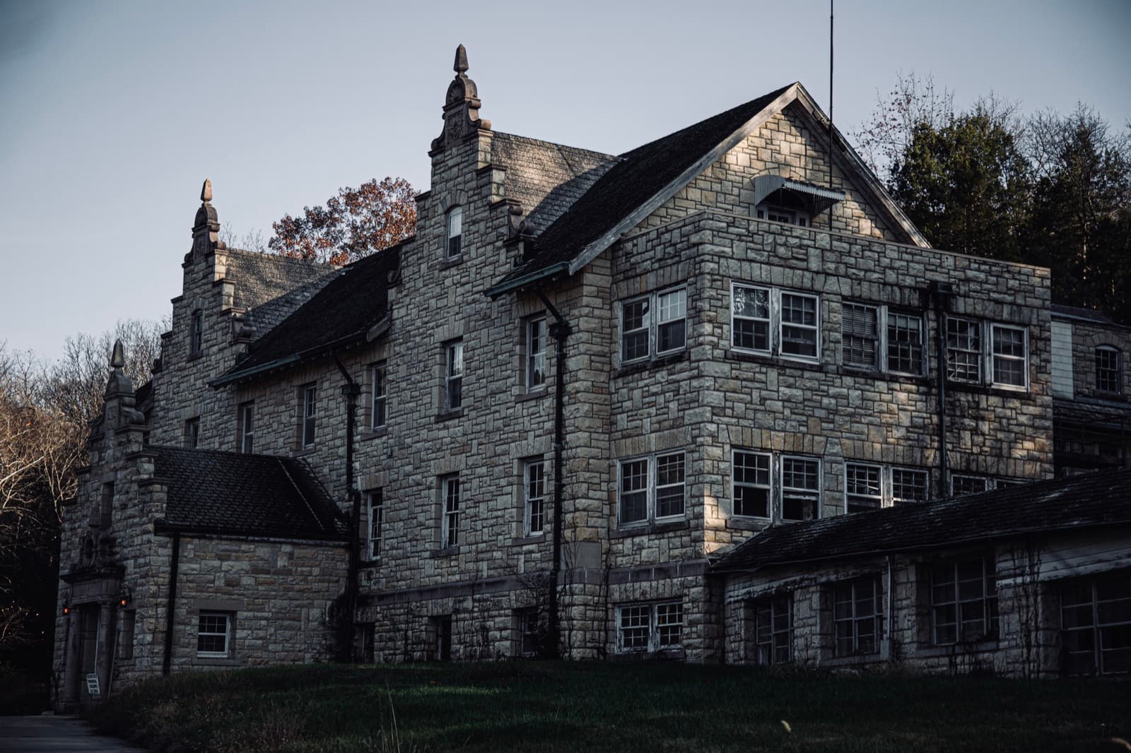 Emmaus Asylum — photograph 22