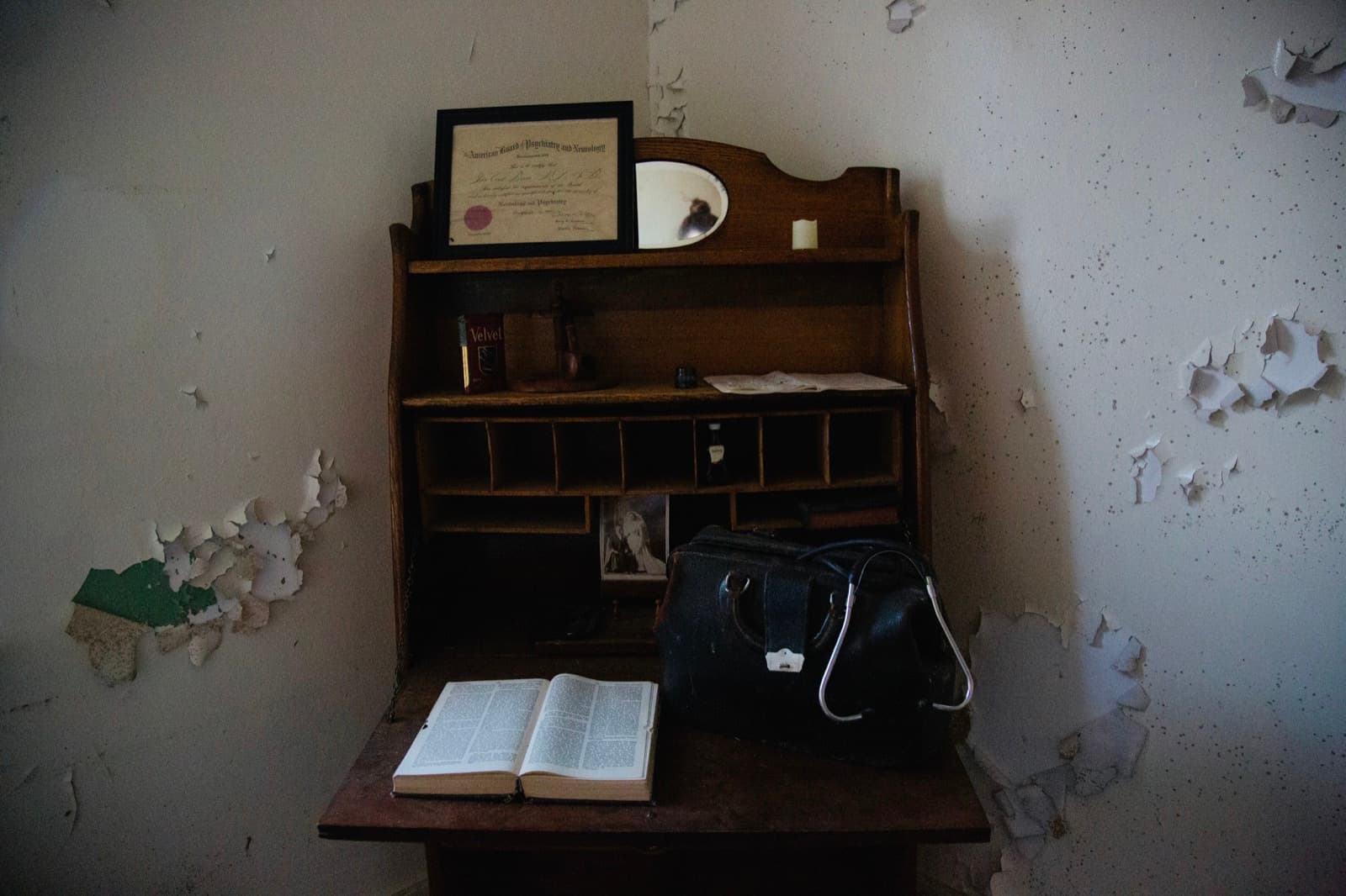 Emmaus Asylum — photograph 25