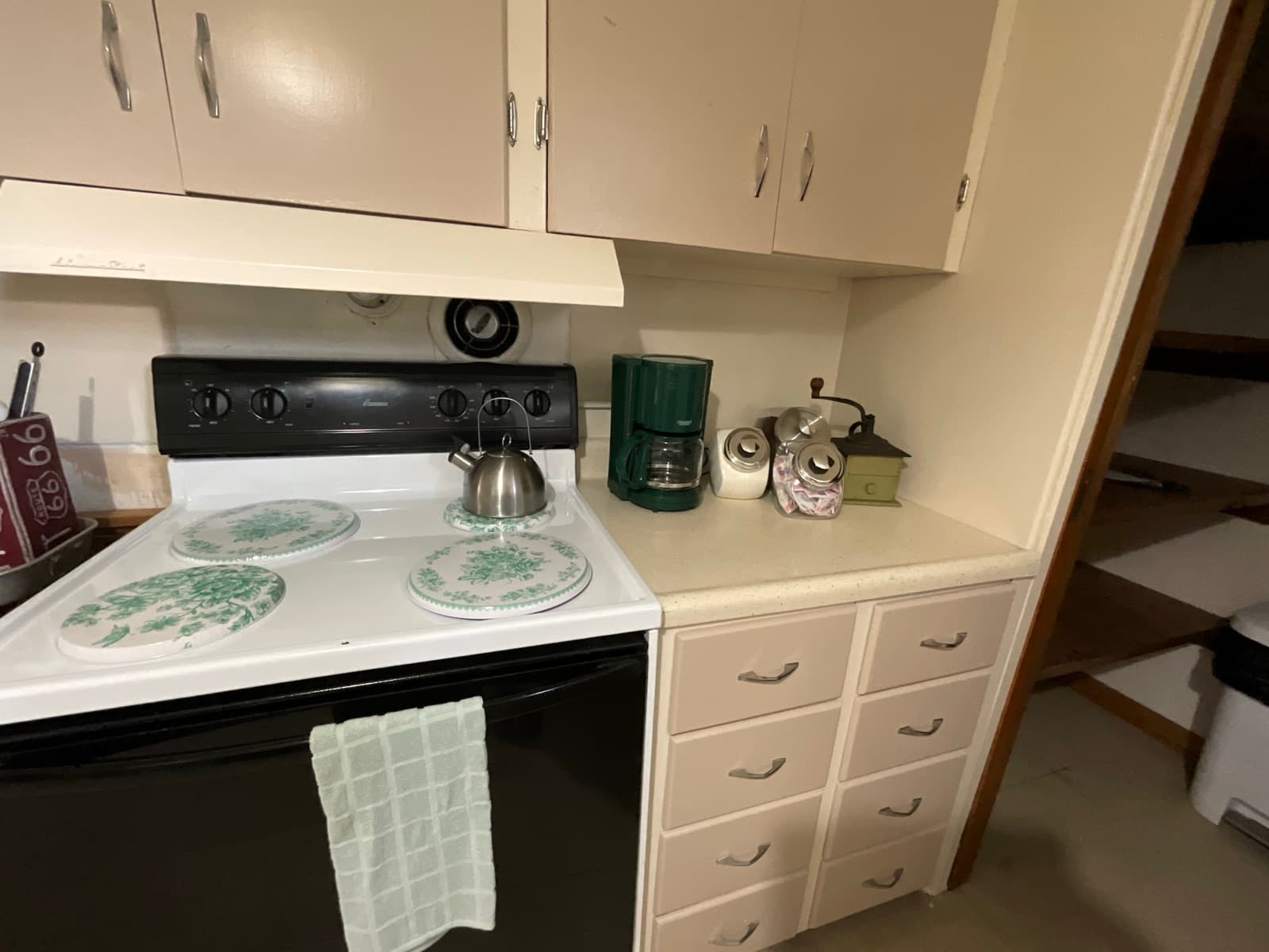 Private Investigation — inside the suite